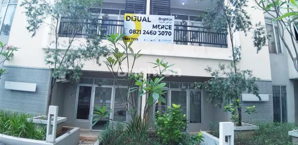 image TOWN HOUSE GANDENG DI MAPLE PARK SUNTER KEMAYORAN (1)