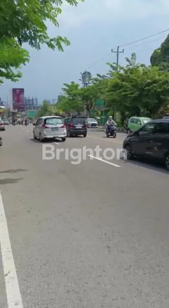 image RUMAH COCOK UNTUK TEMPAT USAHA DI SETIABUDI BANYUMANIK SEMARANG (3)