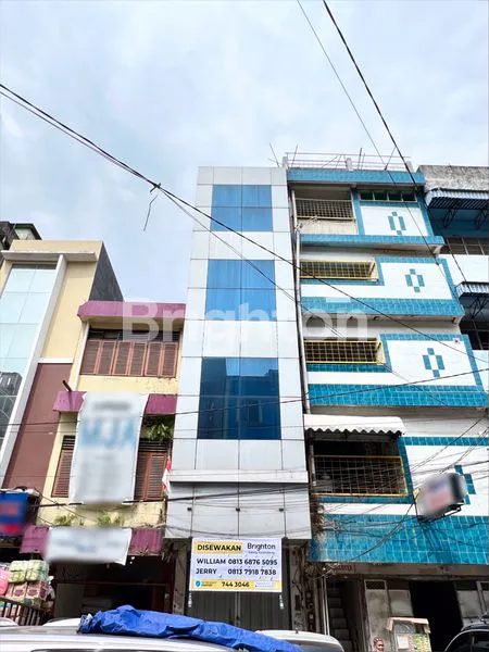 image RUKO BAGUS UNTUK BISNIS LOKASI SUPER STRATEGIS DI PASAR (1)