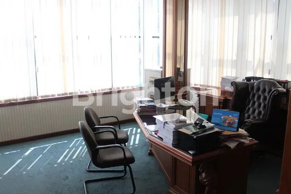 image GEDUNG KANTOR MEWAH FASILITAS KOMPLIT MAIN ROAD CIATEUL BANDUNG (2)