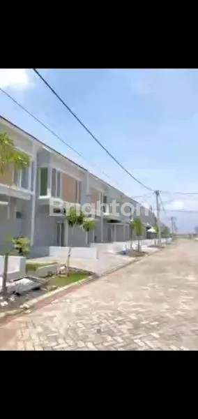 image MEPET ALANA CEMANDI TERBARU ANVAYA JUANDA 2 LANTAI RUMAH NEW GRESS, LOKASI STRATEGIS MEPET SURABAYA, DEKAT MERR,OEER,DI APIT 2 PINTU TOL DAN BEBAS BANJIR (5)