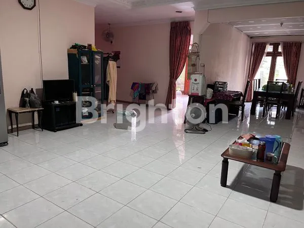 image RUMAH CEMPAKA PUTIH TENGAH (3)