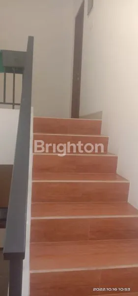 image RUMAH BAGUS 2LT SEMI FURNISHED DLM LINGKUNGAN PERUMAHAN ELIT DEKAT JEC (7)