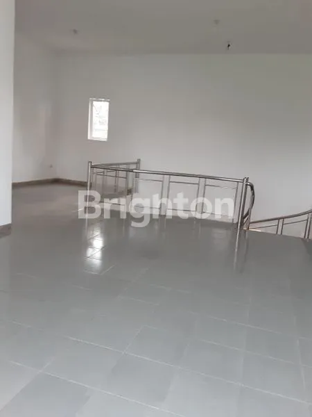 image RUMAH CANTIK LUAS NYAMAN 2 LANTAI IDAMAN KELUARGA (4)