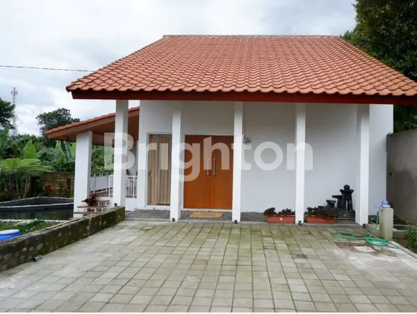image DI JUAL VILA FULL FURNISH YANG SANGAT CANTIIK DAN BERSIH DENGAN VIEW GUNUNG SALAK DI DAERAH CIAPUS - BOGOR (4)