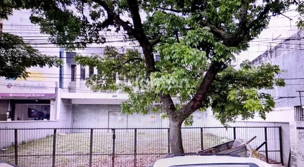 RUKO BESAR COCOK UNTUK USAHA DI JALAN PUNGKUR BANDUNG