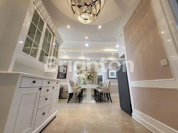 image APARTMENT THE PEAK TUNJUNGAN PLAZA 5 (1)