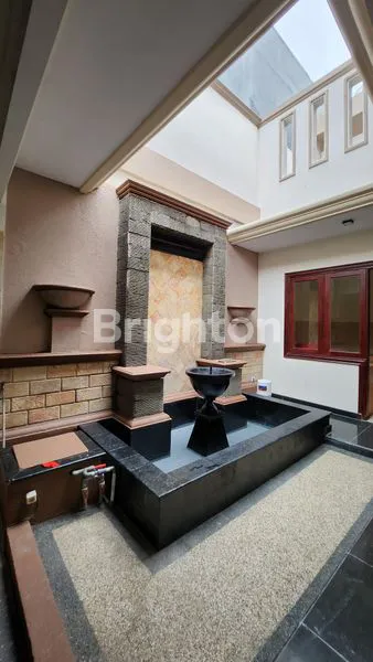 image RUMAH BAGUS LENGKAP DENGAN PERABOT REGENCY 21 (5)