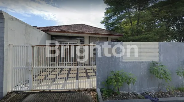 image RUMAH HOOK KRIS KENCANA TIMUR SURABAYA (1)