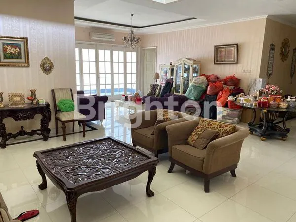 image RUMAH MEWAH SIAP HUNI CILANDAK JAKARTA SELATAN (2)