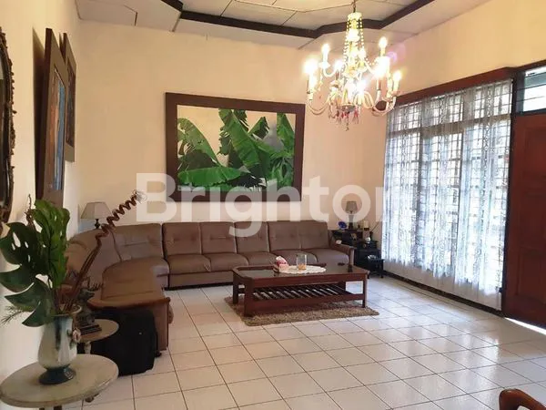 image RUMAH LAMA MAINROAD SAYAP JL. BKR BANDUNG (4)