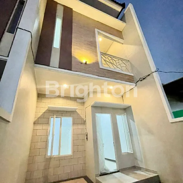image RUMAH MODERN MINIMALIS 2 LT SIAP HUNI DI PENJARINGAN TIMUR SURABAYA DEPAN TAMAN DEKAT MERR (1)