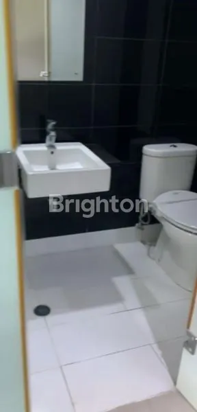 image APARTMENT THE SQUARE , LOKASI STRATEGIS , DEPAN UNIVERSITAS PETRA (2)