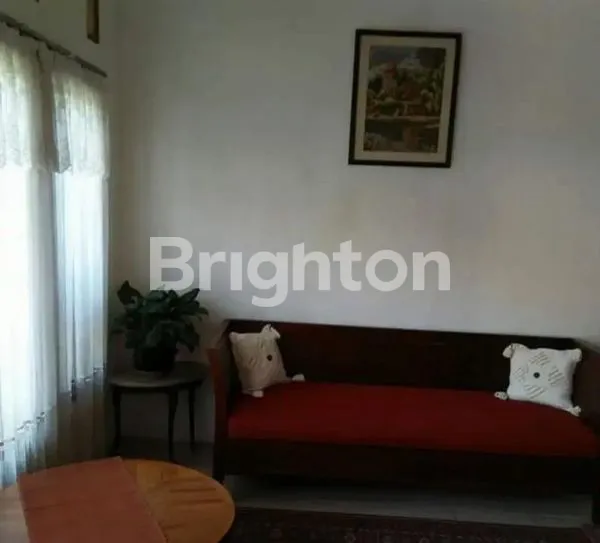 image RUMAH NYAMAN DENGAN HALAMAN YANG LUAS UNTUK DI HUNI ATAU BUKA USAHA (4)