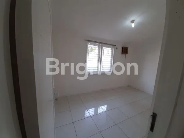 image DI SEWAKAN KIOS DI PINGGIR JALAN YANG SANGAT RAME  DI BANTAR KEMANG-BOGOR TIMUR (3)