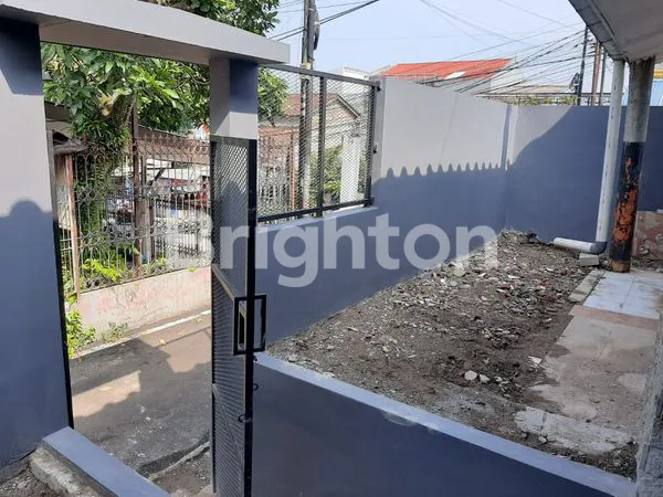 image DI SEWAKAN KIOS DI PINGGIR JALAN YANG SANGAT RAME  DI BANTAR KEMANG-BOGOR TIMUR (8)