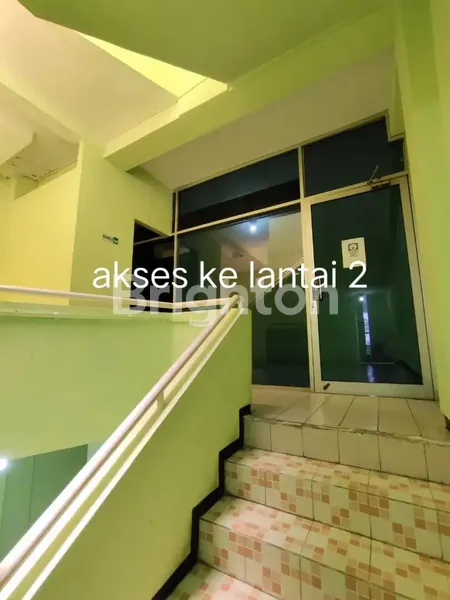 image RUKO 3 LANTAI JL KAYOON SURABAYA (7)