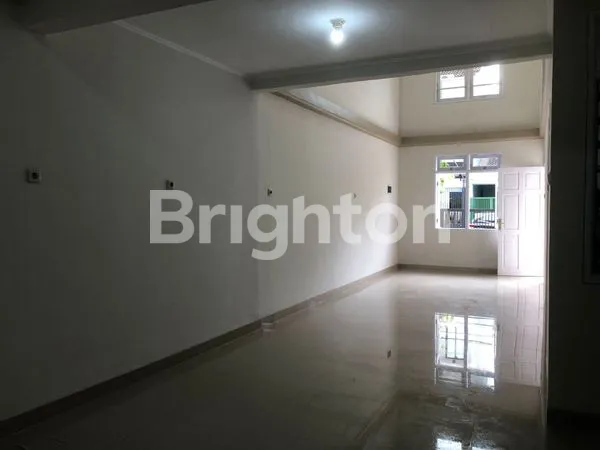 image RUMAH BAGUS MURAH DI GADING SERPONG (4)