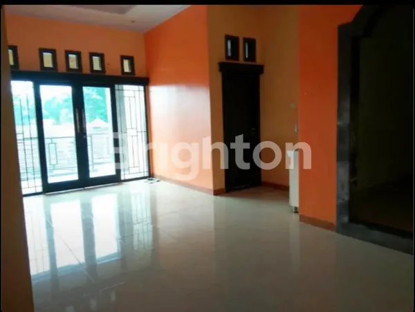 image RUMAH SIAP HUNI UNFURNISHED DI TAMAN GRIYA JIMBARAN (7)