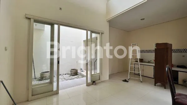 image DIJUAL RUMAH HARGA 3M'AN LOKASI CITRALAND DEPAN \U203C\UFE0F (3)