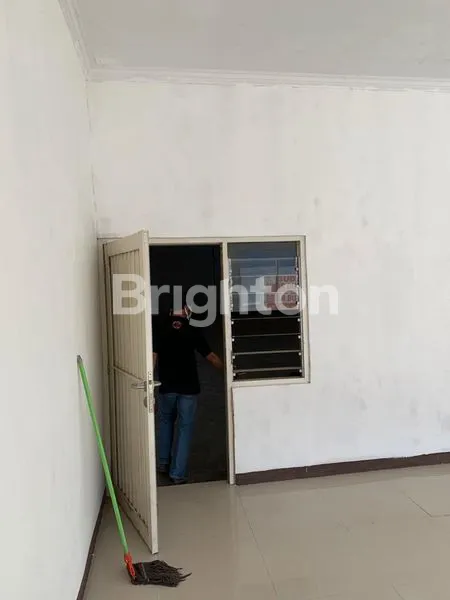 image GUDANG LUAS TERAWAT SIAP DITEMPATI UNTUK USAHA (3)