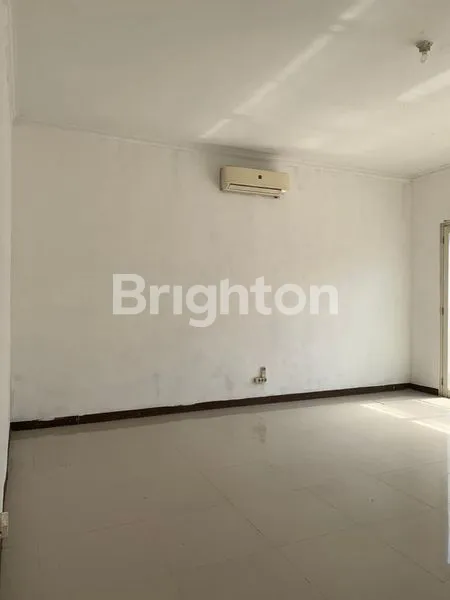 image GUDANG LUAS TERAWAT SIAP DITEMPATI UNTUK USAHA (4)