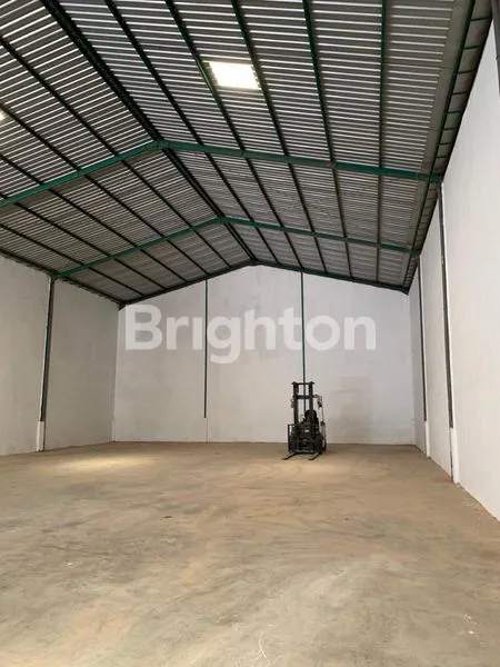 image GUDANG LUAS TERAWAT SIAP DITEMPATI UNTUK USAHA (5)