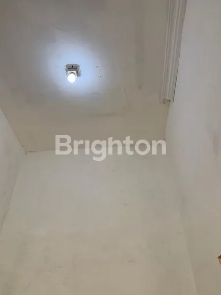 image GUDANG LUAS TERAWAT SIAP DITEMPATI UNTUK USAHA (2)