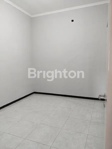 image RUMAH MURAH PONDOK CANDRA POCAN SIAP HUNI BARU DIRENOVASI BAGUS DEKAT RUNGKUT MERR TOL JUANDA DAN TOL TAMBAK SUMUR (4)