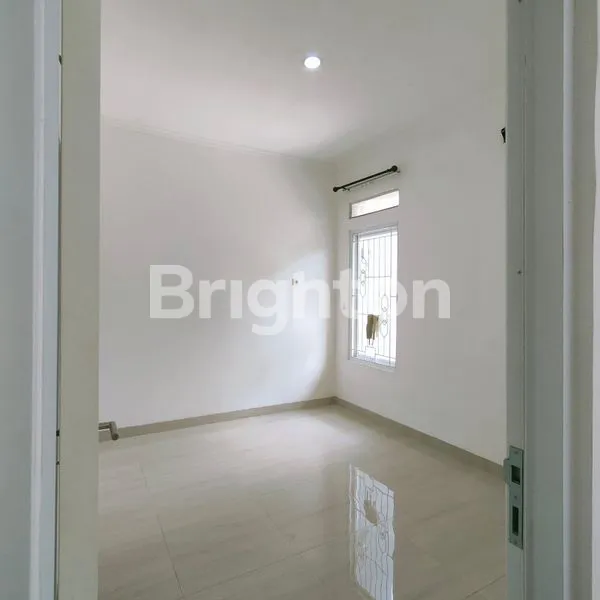 image RUMAH MINIMALIS CANTIK BERSIH NYAMAN SUDAH RENOVASI SIAP HUNI (2)