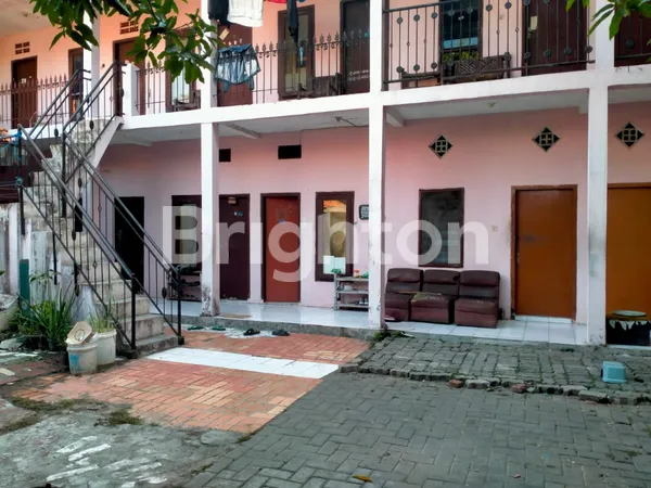 image RUMAH KOS 2 LANTAI KETINTANG BARU  (4)