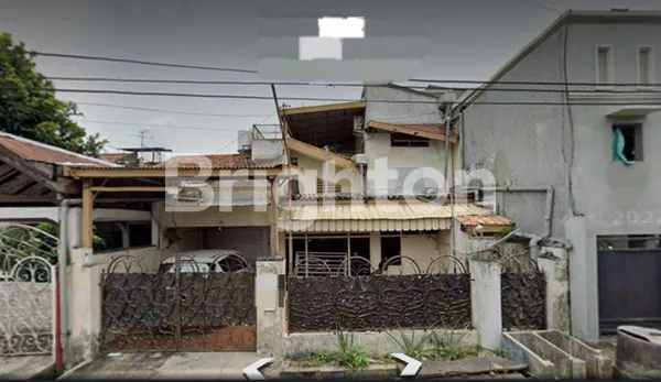 image RUMAH 2.5 LANTAI DUKUH KUPANG (1)