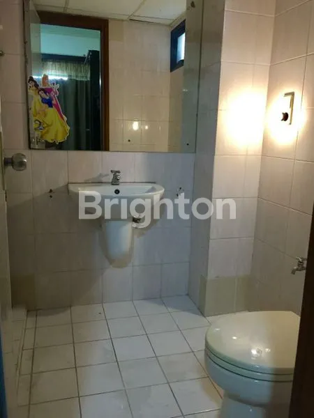 image 3 BR APARTEMEN FULL FURNISH DI KONDOMINIUM GOLF KARAWACI TANGERANG (2)