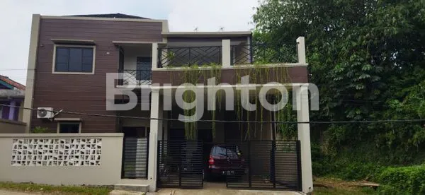 image DIJUAL CEPAT RUMAH 2 LANTAI DI KERADENAN CIBINONG (1)