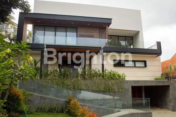 VILLA CANTIK FULL FURNISHED DI DAGO PAKAR