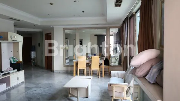 image APARTEMENT FULL FURNISH CONDOMINIUM REGENCY LOKASI DI TUNJUNGAN PLAZA SURABAYA  (2)