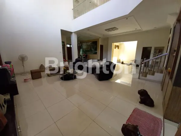 image RUMAH LUAS DI PUSAT KOTA MADIUN (11)