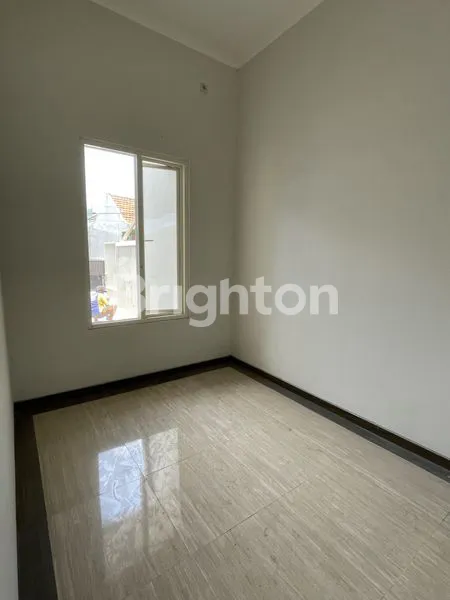 image RUNGKUT PENJARINGAN PANDUGO RUMAH BARU GRESS (3)