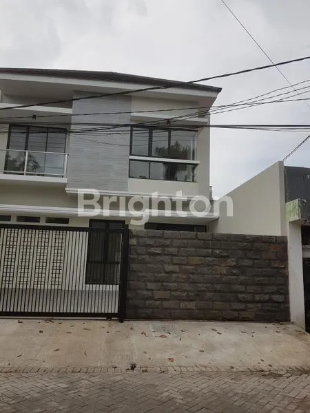 image RUMAH DEKAT PLAZA MARINA (1)