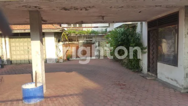 image RUMAH LUAS TENGAH KOTA SIDOARJO (5)