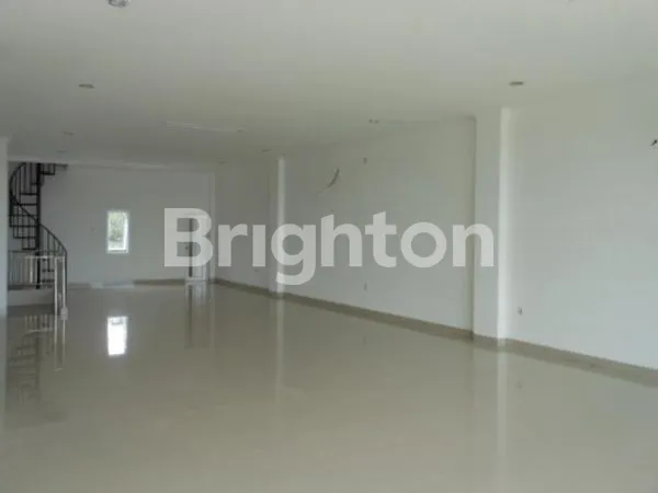 image RUKO BARU 2 UNIT EKSKLUSIF 2 ½ LANTAI PINGGIR JALAN JAKARTA SELATAN  (4)