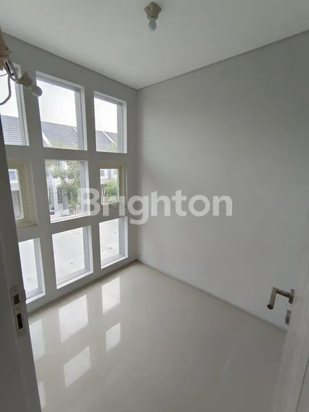 image RUMAH GRAND PAKUWON SURABAYA MURAH SIAP HUNI (2)