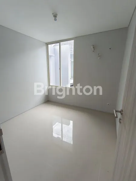 image RUMAH GRAND PAKUWON SURABAYA MURAH SIAP HUNI (5)