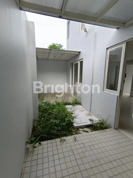 image RUMAH GRAND PAKUWON SURABAYA, MURAH HOOK - 2 RUMAH JADI 1 (8)