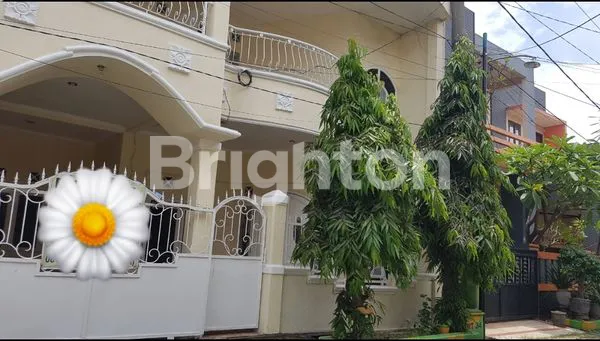 image RUMAH 2 LANTAI SIAP HUNI SENTRAL KOTA (1)