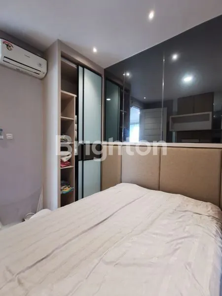 image HARGA SPECIAL. TURUN 1M! RUMAH MEWAH TAMAN HUNIAN SATELIT SUKOMANUNGGAL (8)