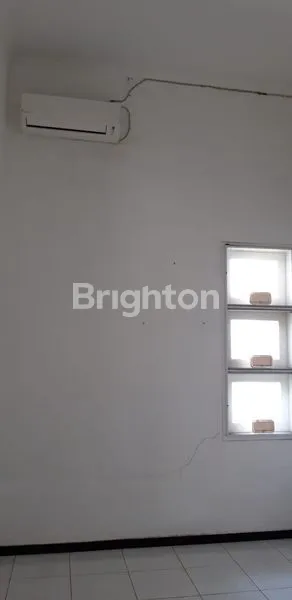 image RUMAH BAGUS, 1.5 LANTAI DEKAT UNIVERSITAS PETRA SURABAYA (8)