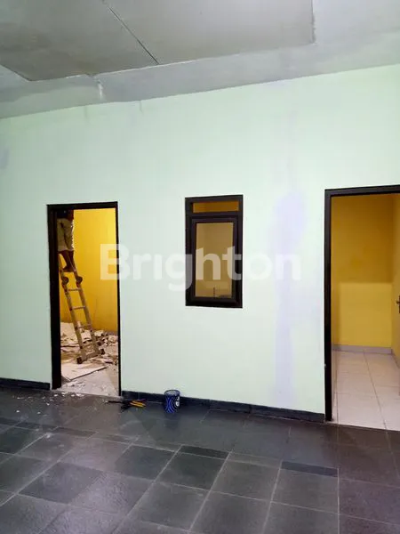 image RUMAH BAGUS STRATEGIS SIAP HUNI DI CLUSTER YANG NYAMAN (12)