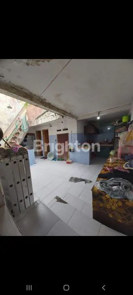 image RUMAH JALAN PETEMON (2)