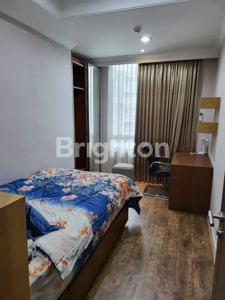 image APARTEMEN MEWAH KUNINGAN CITY UBUD 3BR FULL FURNISH VIEW CITY DAN SWIMMING POOL (7)